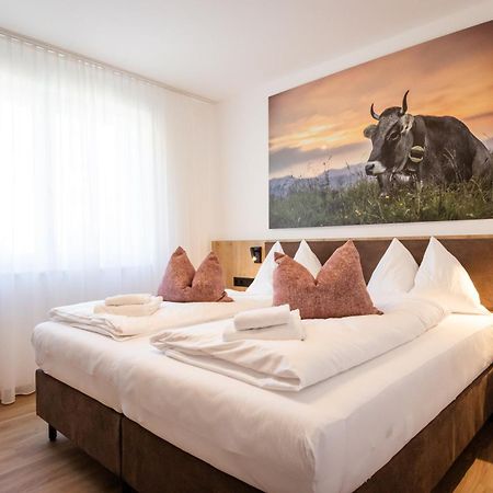 Alpenstolz Damuels Haus 1 - Stilvoll Urlauben In Den Bergen Apartment Bagian luar foto