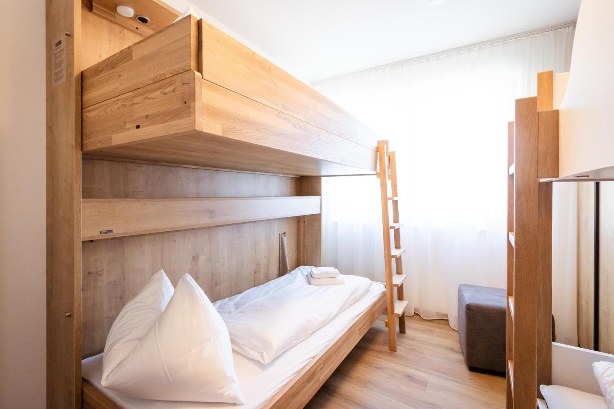 Alpenstolz Damuels Haus 1 - Stilvoll Urlauben In Den Bergen Apartment Bagian luar foto
