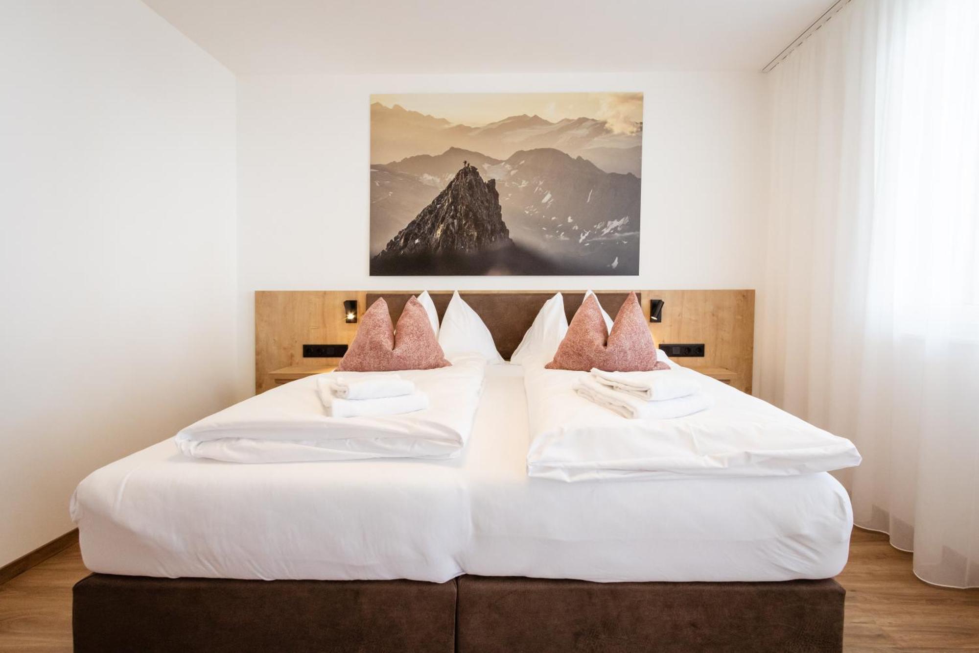Alpenstolz Damuels Haus 1 - Stilvoll Urlauben In Den Bergen Apartment Bagian luar foto